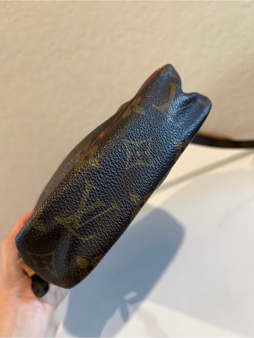 Louis Vuitton Danube Mini
Brown Monogram Crossbody Bag - Picture 6 of 14